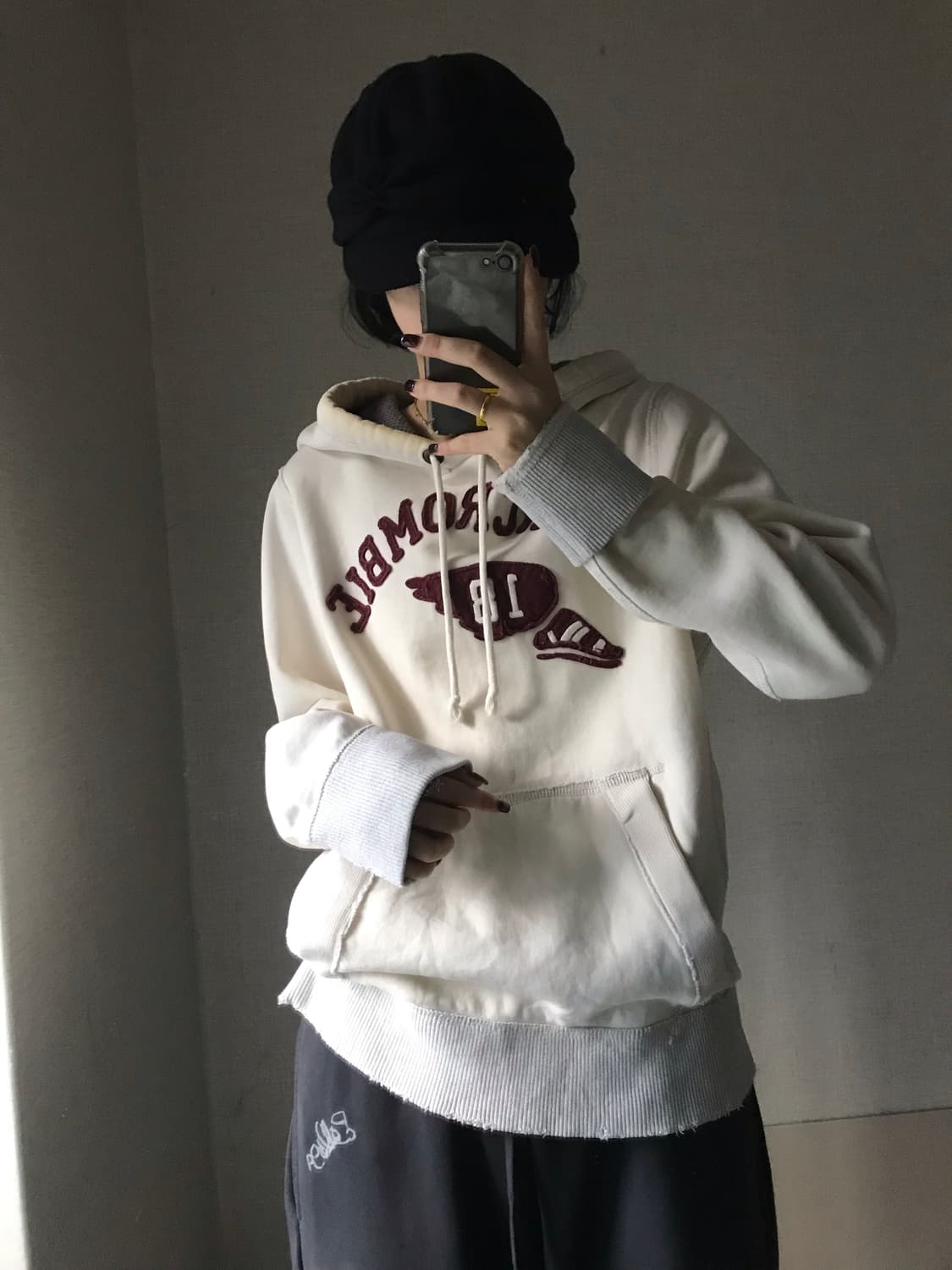 아베크롬비 크림 버건디 후드티 상품이미지1
