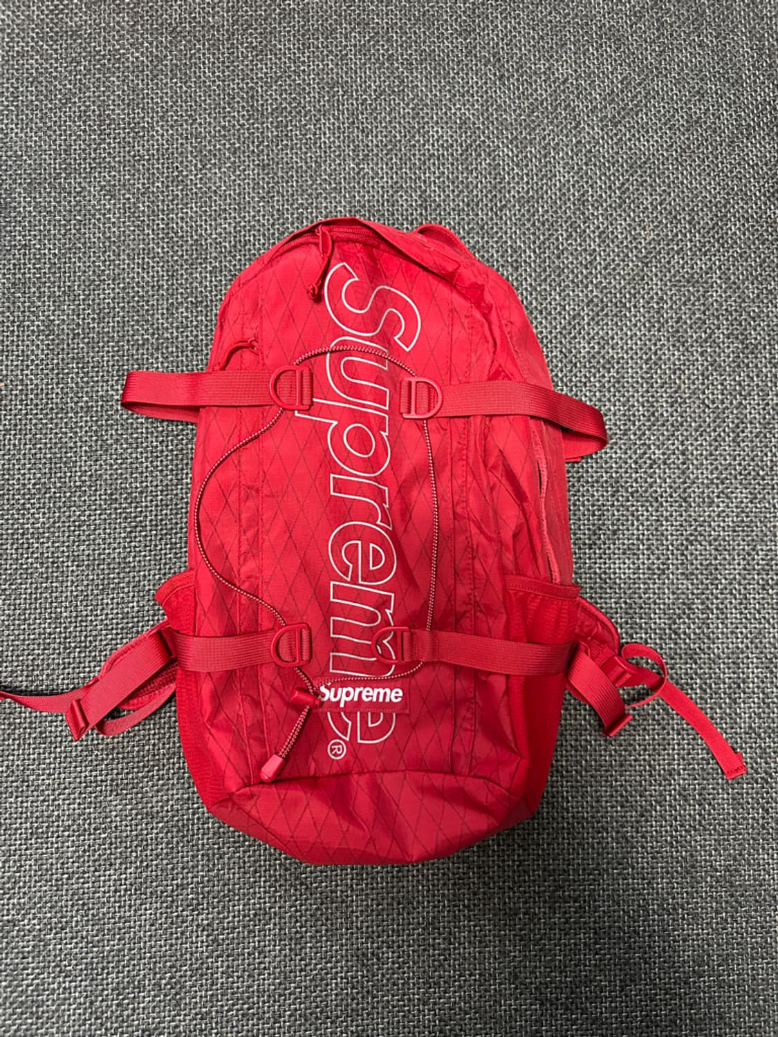 슈프림 백팩 레드 상품이미지2