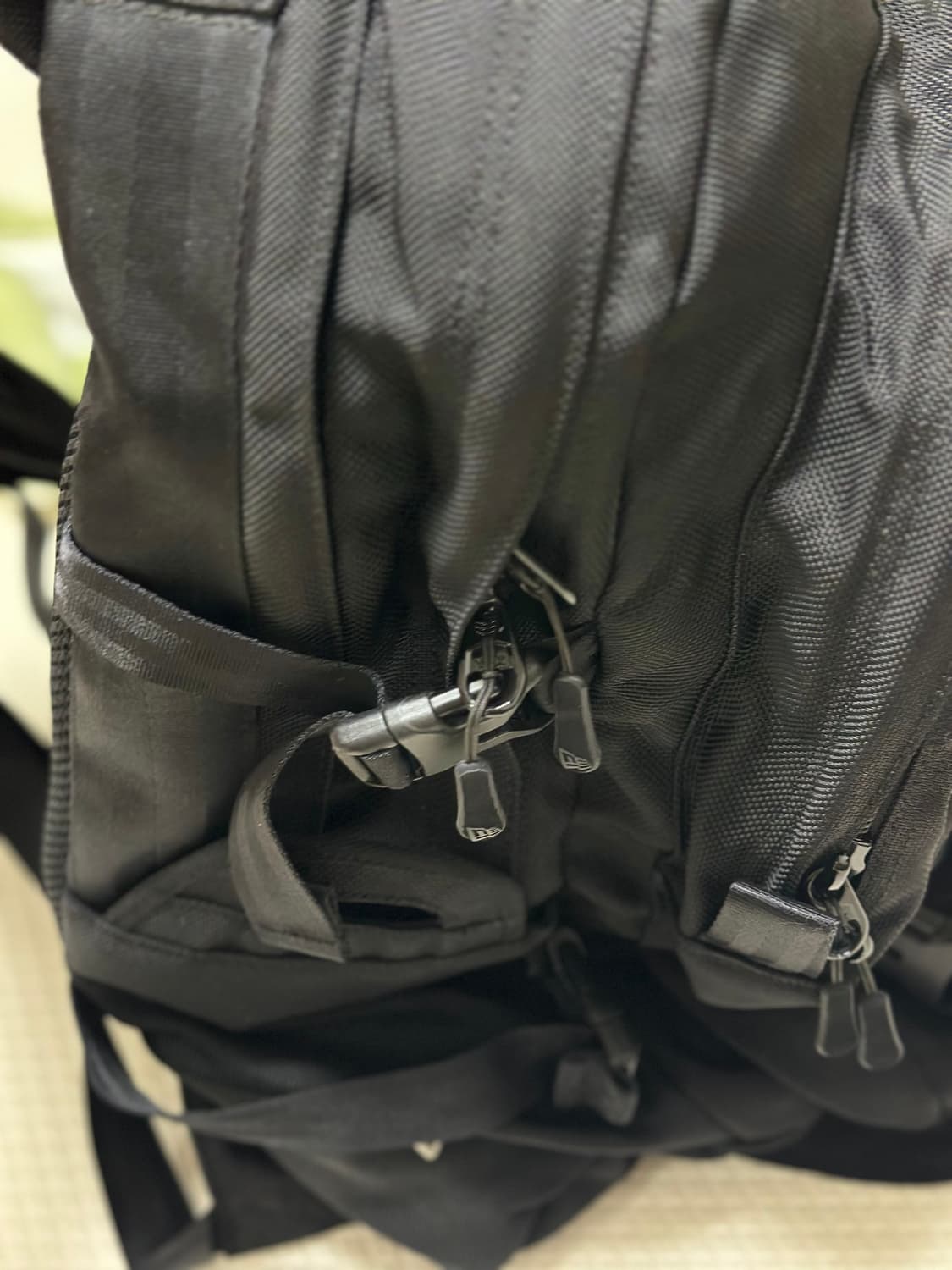 뉴에라 백팩 블랙 상품이미지4