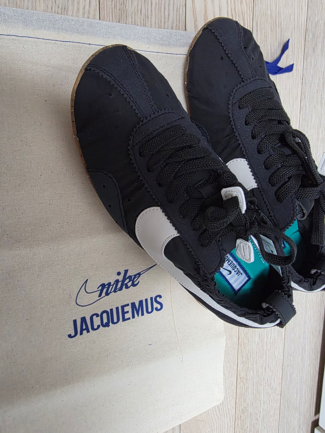 나이키 Jacquemus 문 슈즈 상품이미지3