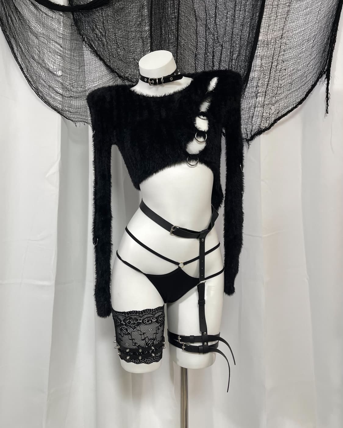 minga london cut out sweater 상품이미지5