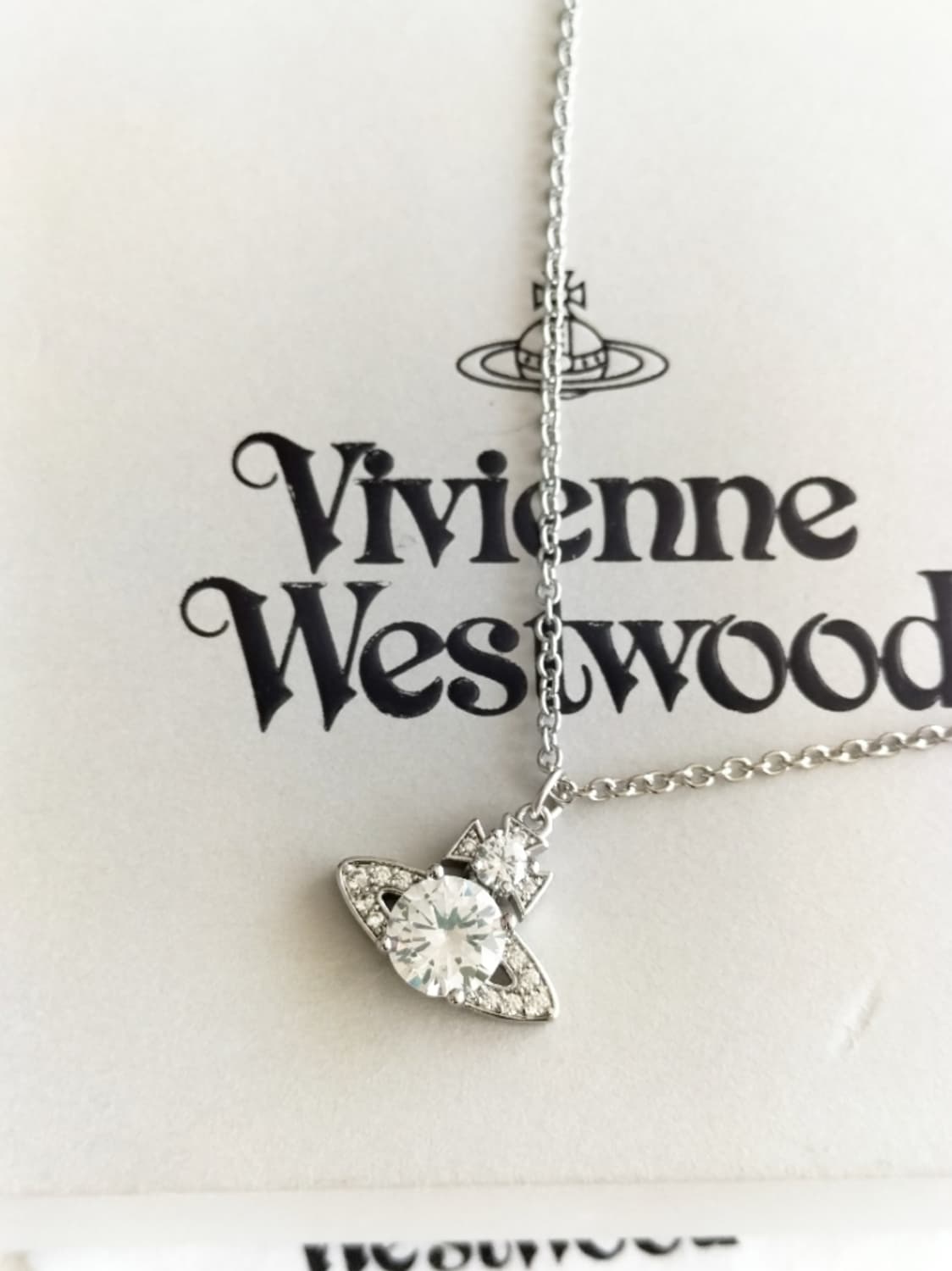 비비안웨스트우드 아카이브 화이트 크리스탈 큐빅 팬던트 목걸이 상품이미지6