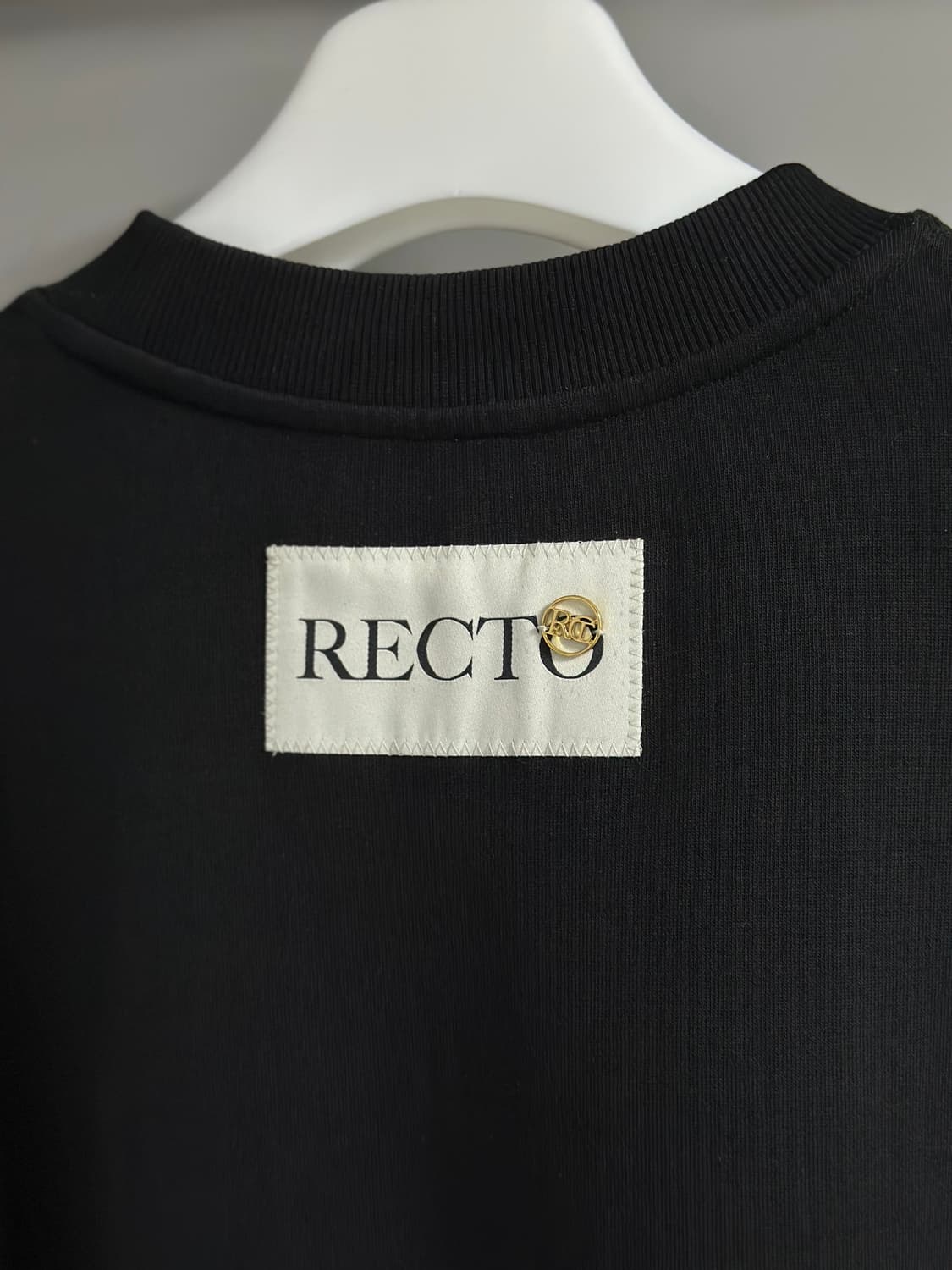[L] 렉토 RC 백로고 패치 스웻셔츠 맨투맨 상품이미지2