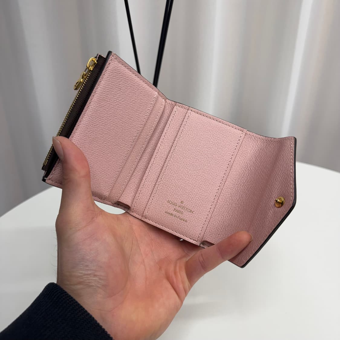 루이비통 조에월릿 핑크 반지갑 상품이미지6
