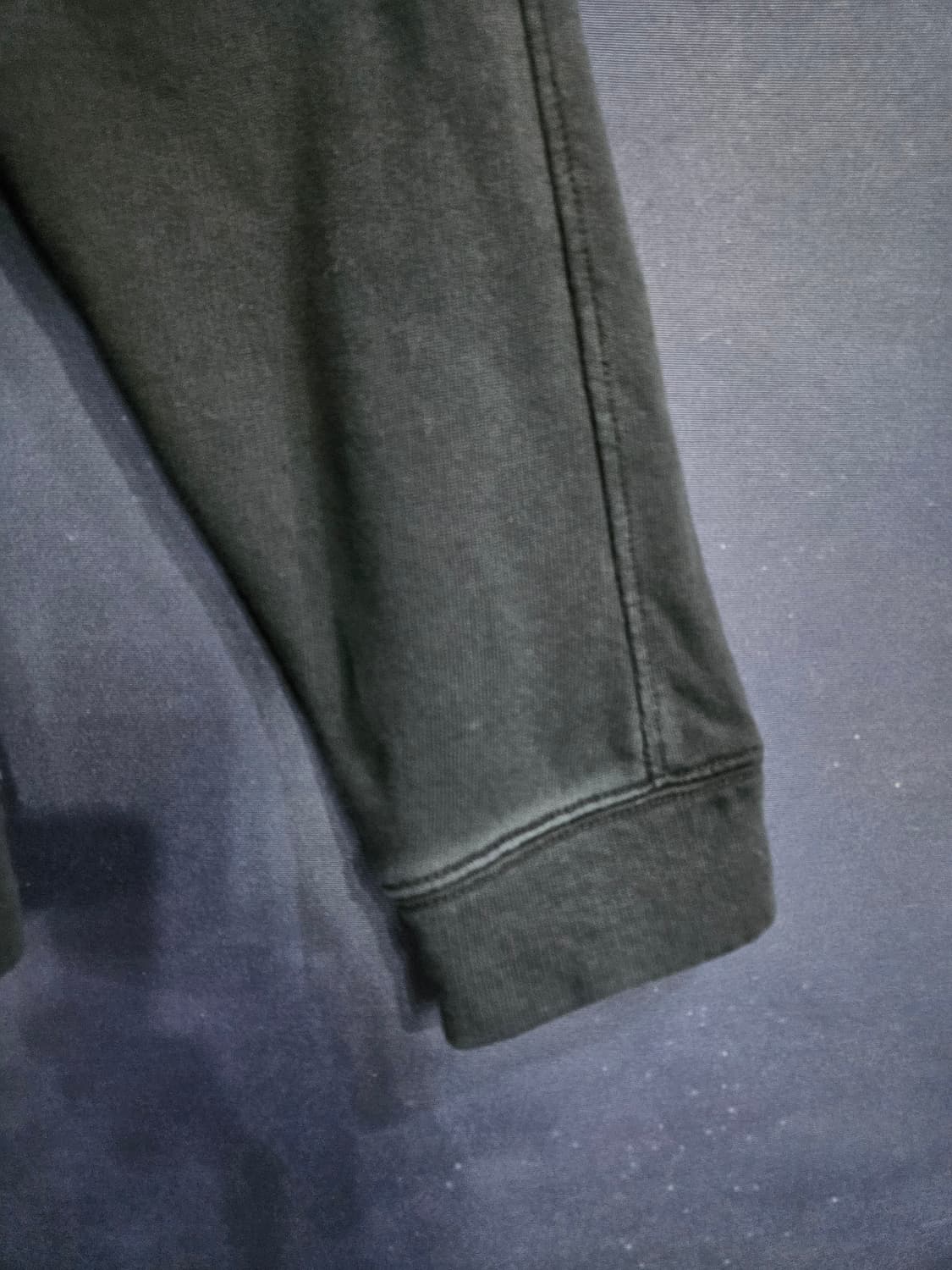 베르사체 컬렉션 다크네이비 남성 110 맨투맨  상품이미지5