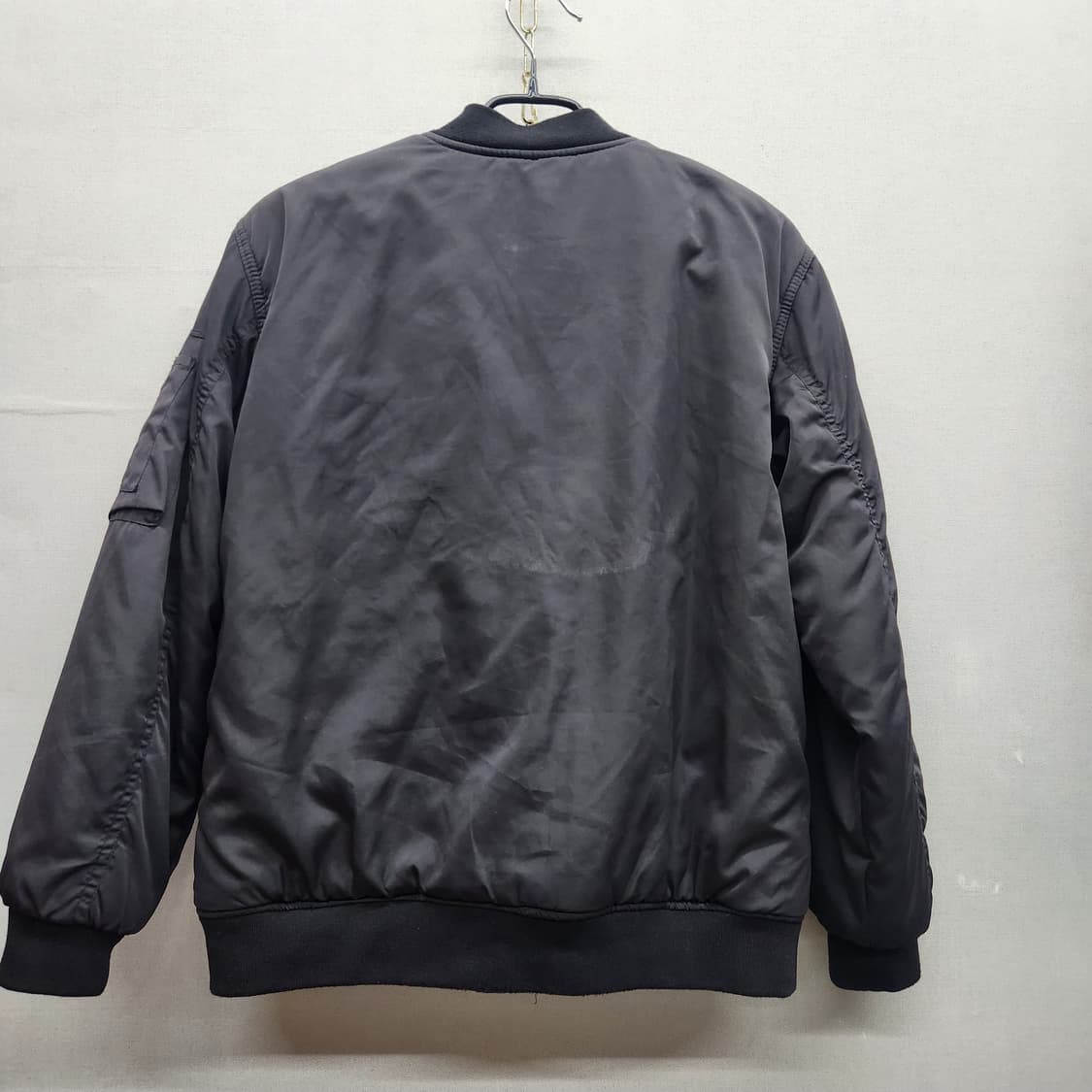 자라 ZARA MA-1 항공점퍼 L 상품이미지4