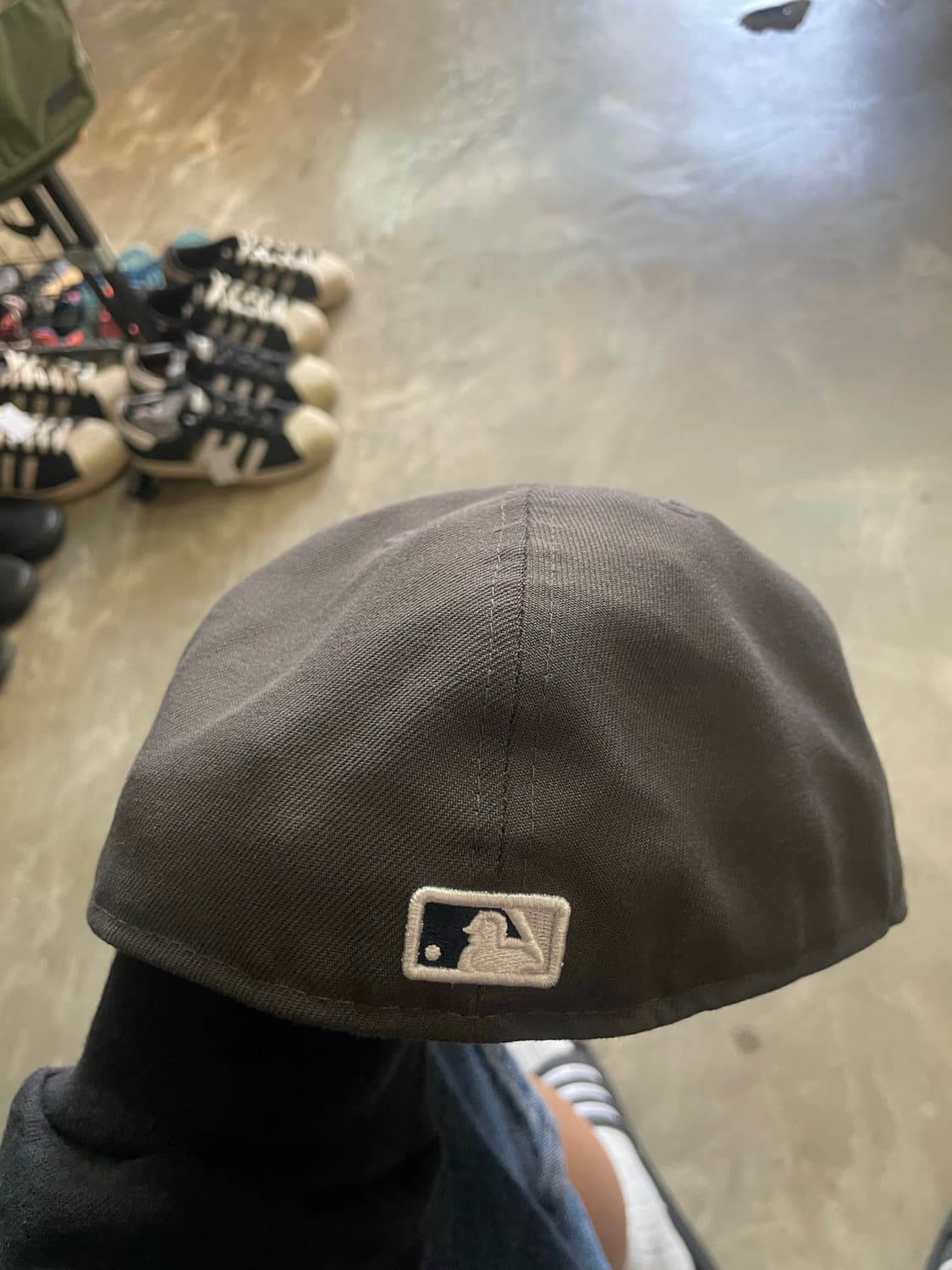 뉴에라 뉴욕 양키스 그라파이트 8( 63.5cm ) 상품이미지4