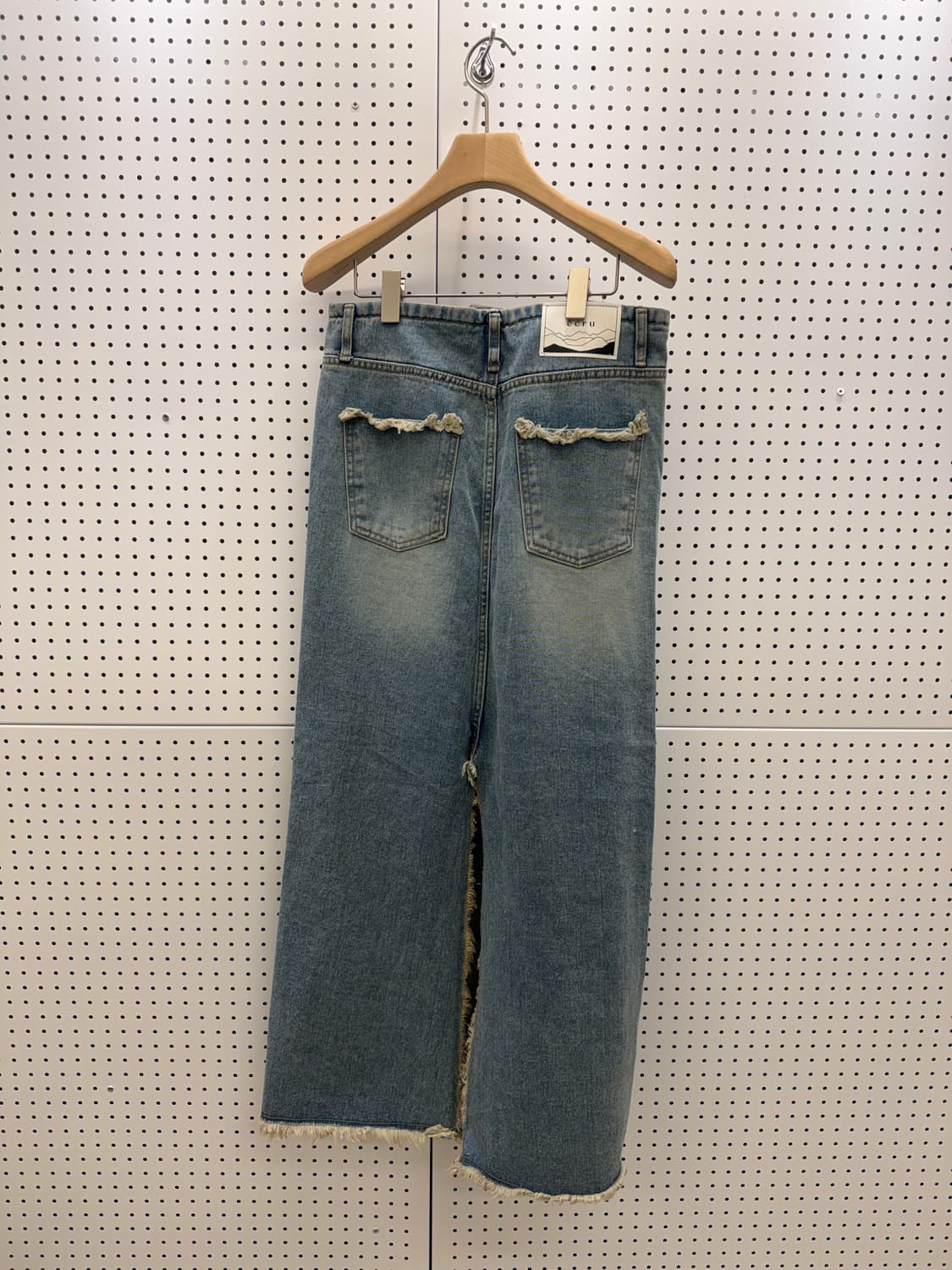 ecru 연청 컷오프 슬릿 데님 롱 스커트 U733 상품이미지4