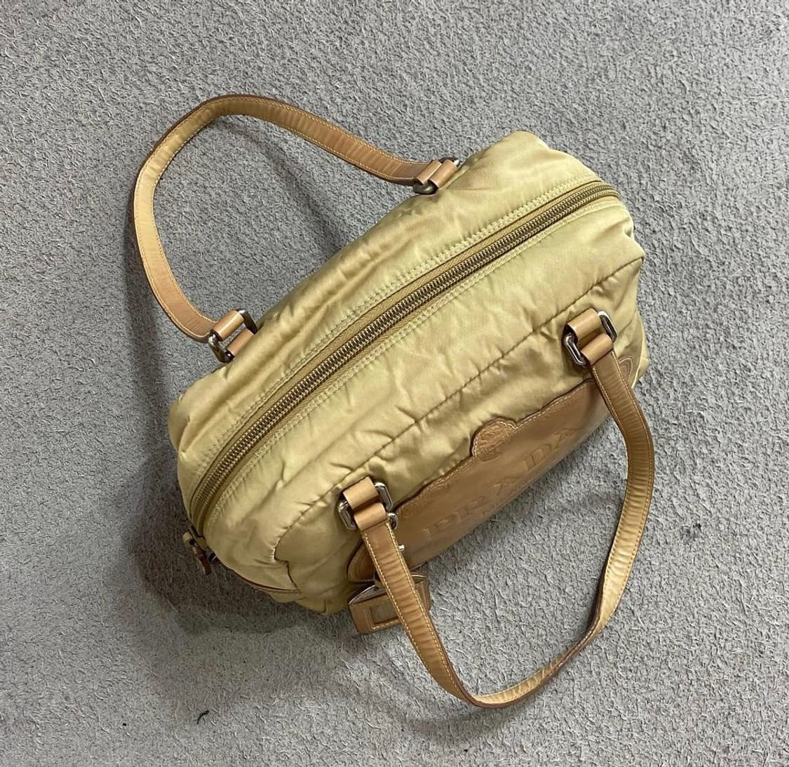 프라다 볼링백 상품이미지3