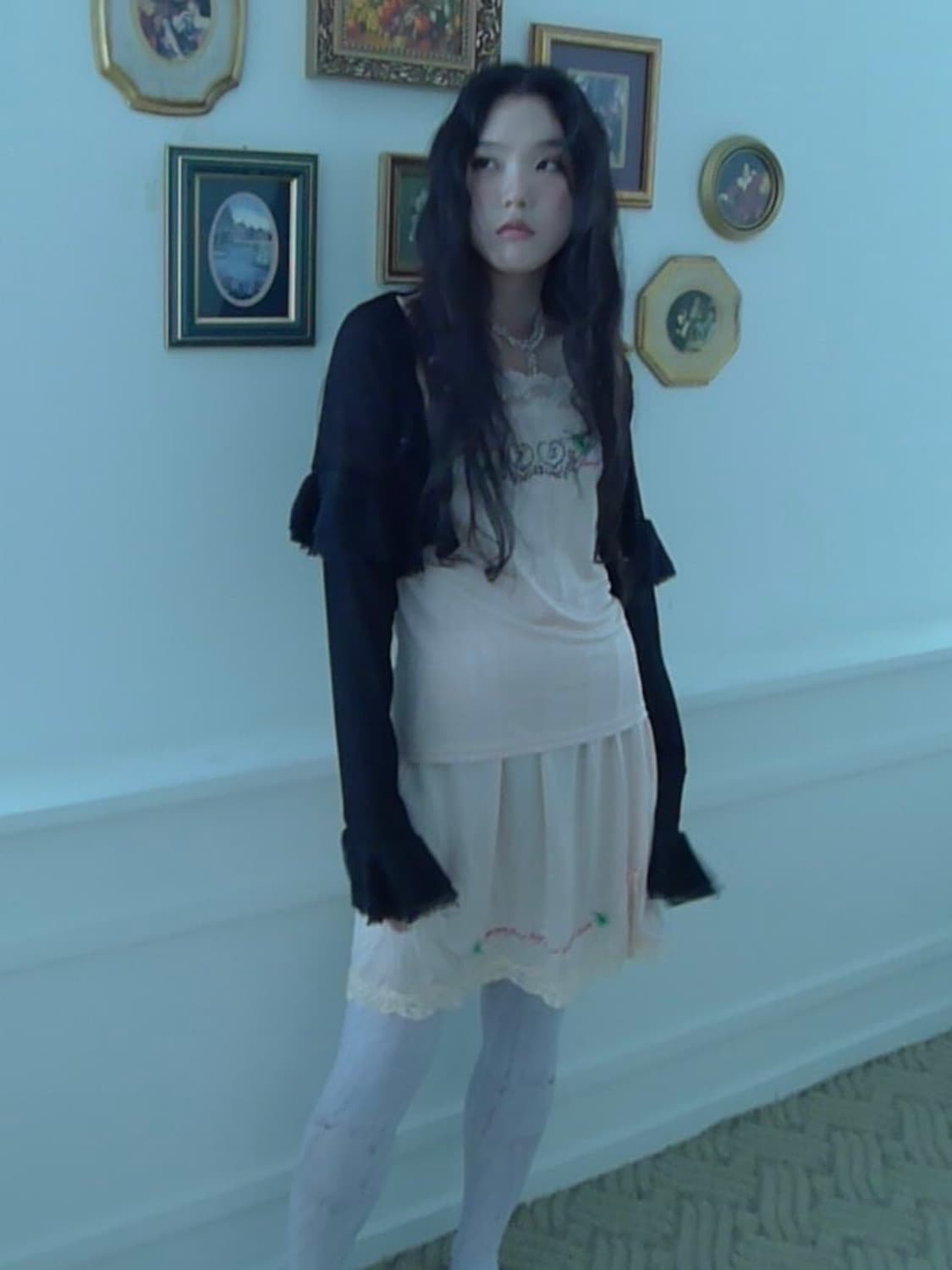 Cross stitch slip skirt 화이트 상품이미지1