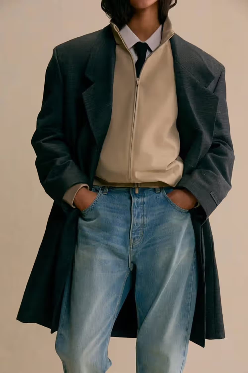 피어오브갓 에센셜 나일론 트렉 봄버 쟈켓 데저트 샌드 상품이미지2