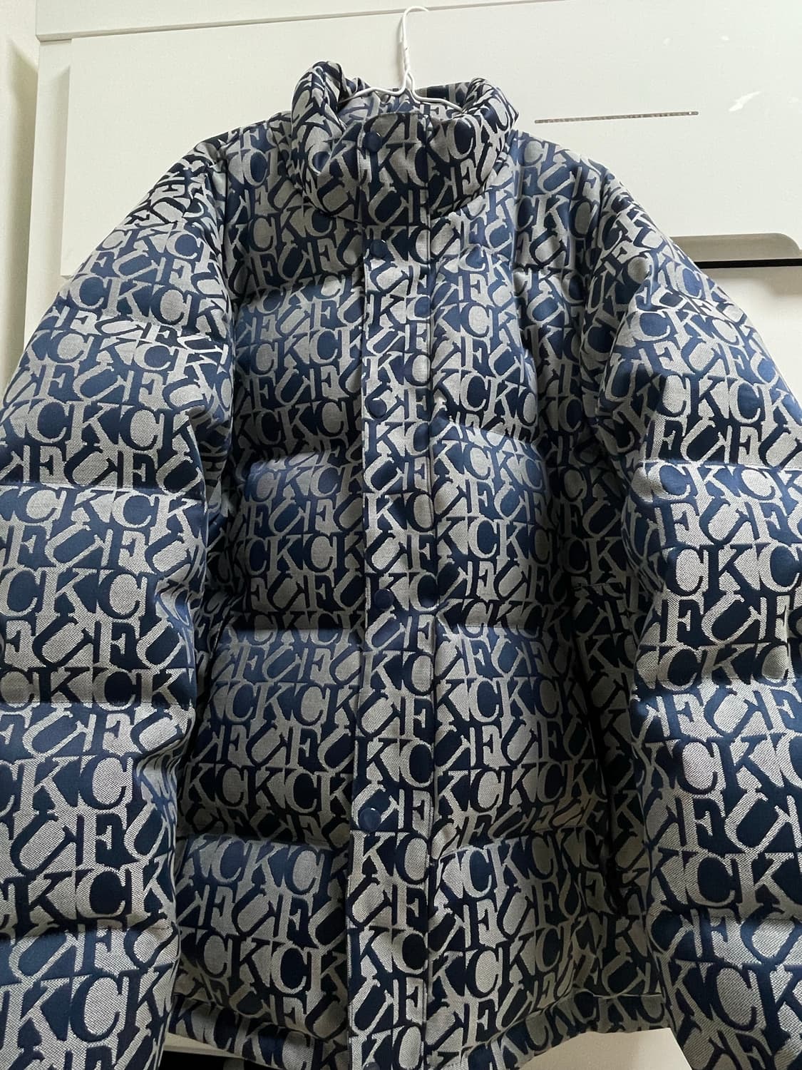 슈프림 fuck 자카드 패딩/L 상품이미지1