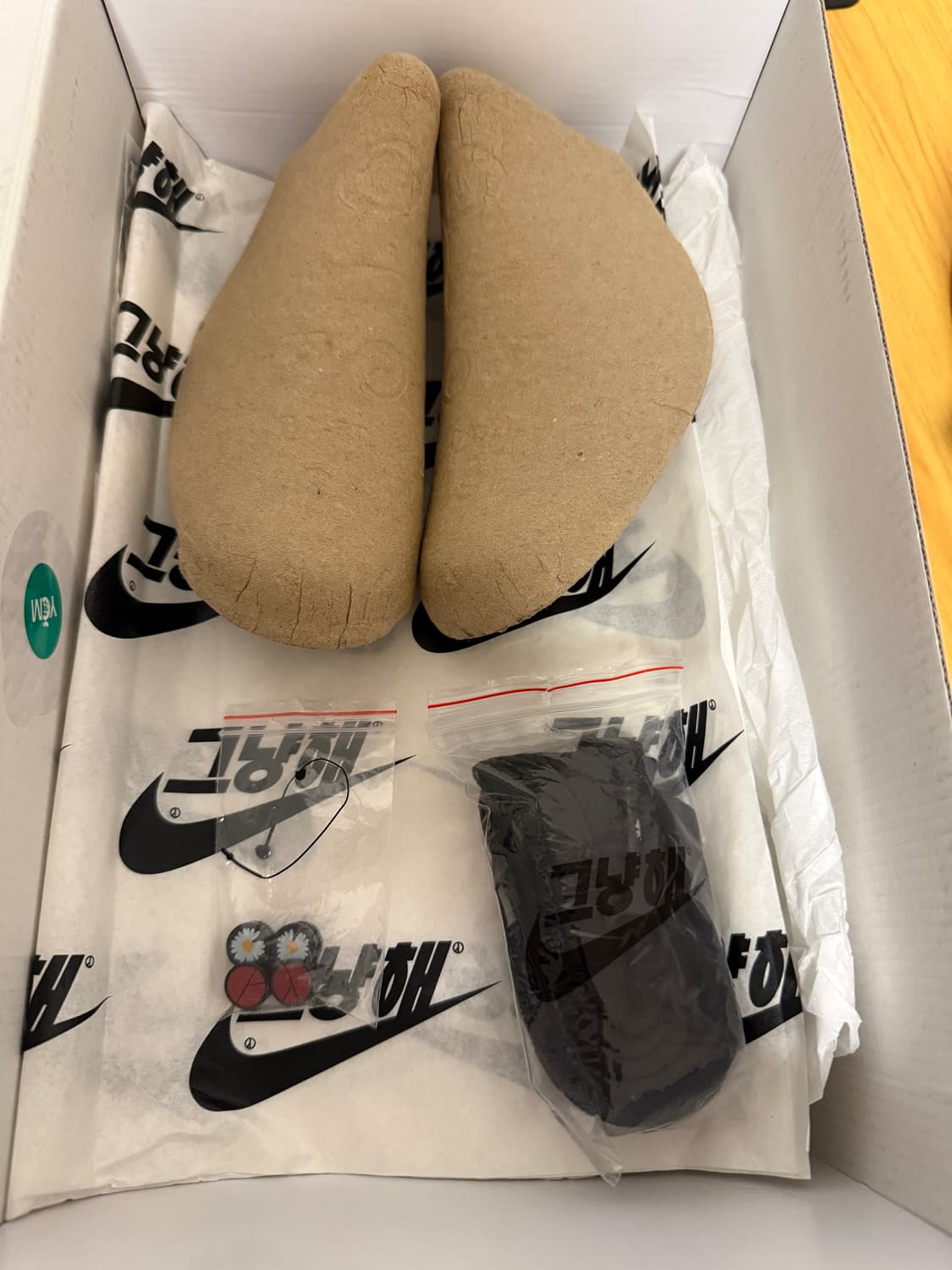 나이키 피스마이너스원(피마원) 파라노이즈 에어포스 255 상품이미지3