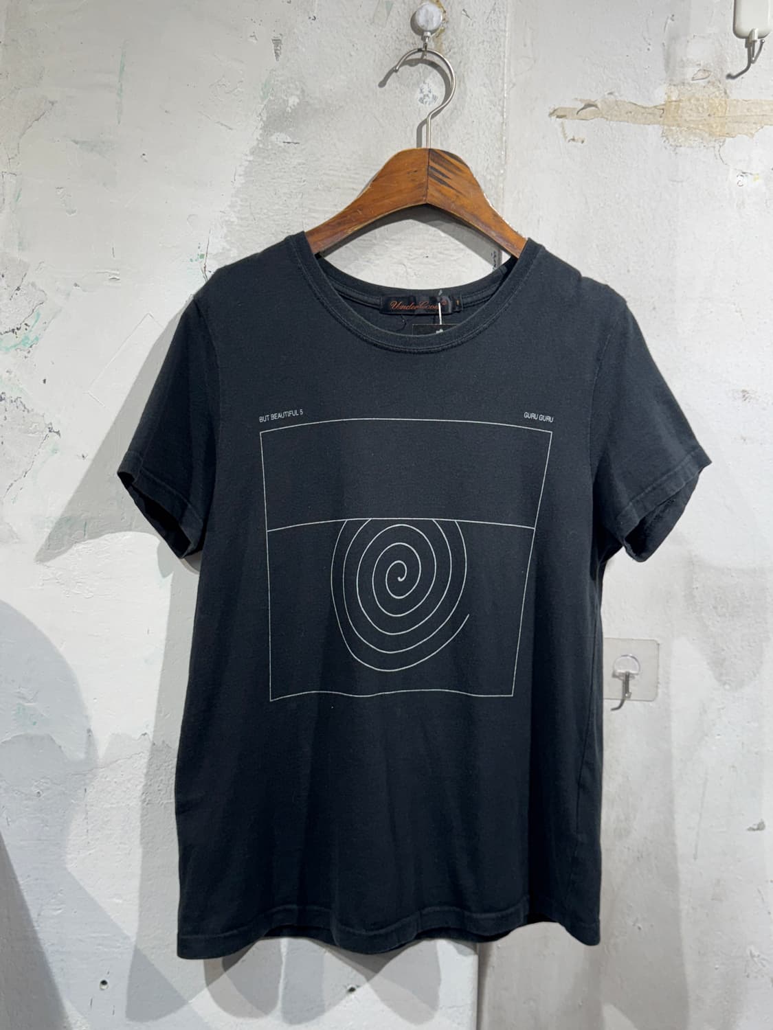 Undercover black short sleeve t-shirt 상품이미지1