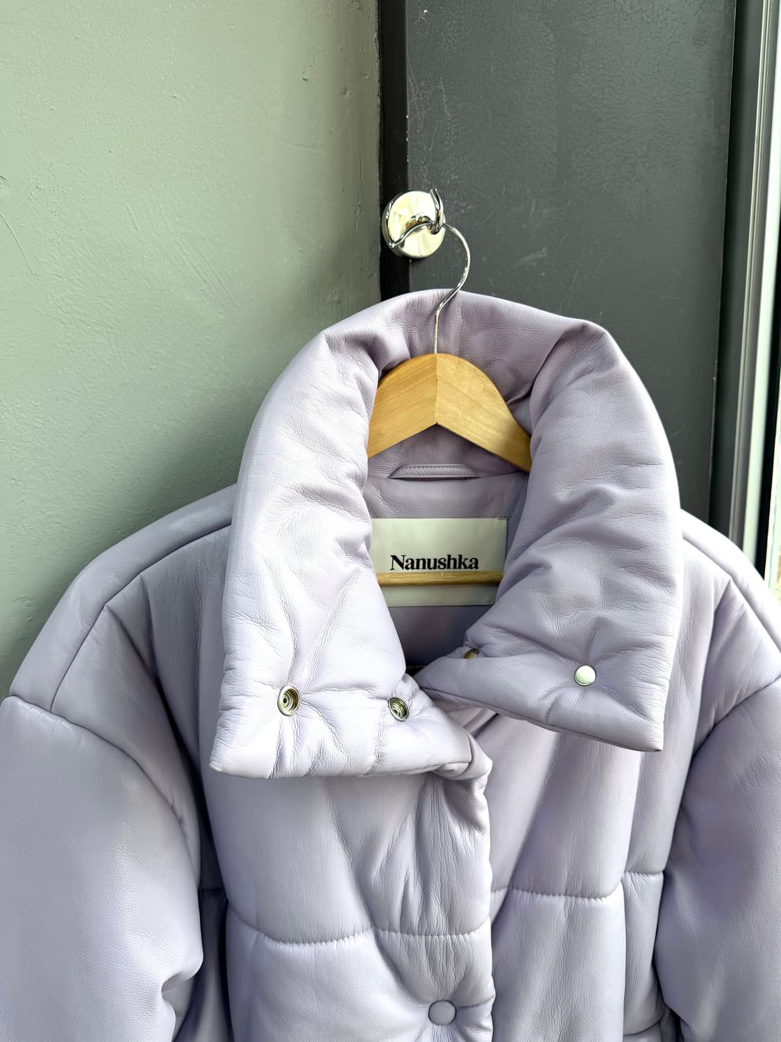 S/ 나누슈카 에코레더 하이드 패딩 점퍼 상품이미지4