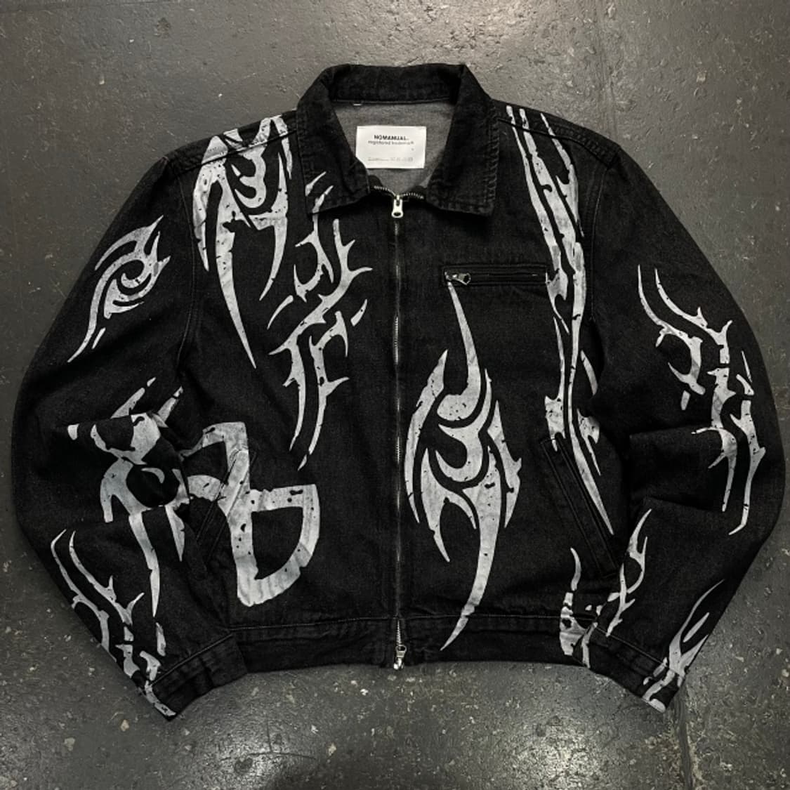 100 노메뉴얼 더 현대 팝업 트러커 자켓  상품이미지1