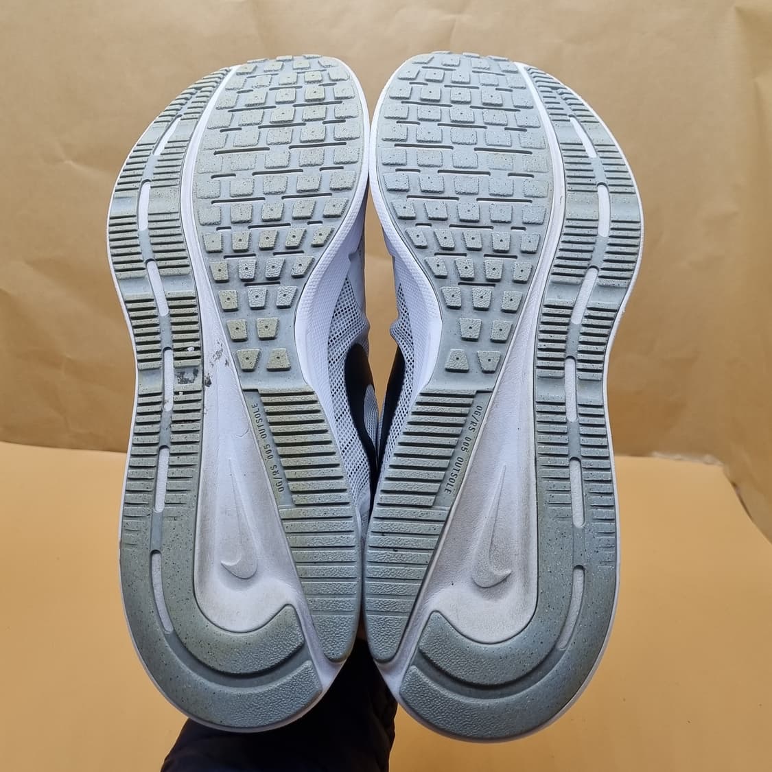 나이키 런 스위프트3 남성운동화275  상품이미지3