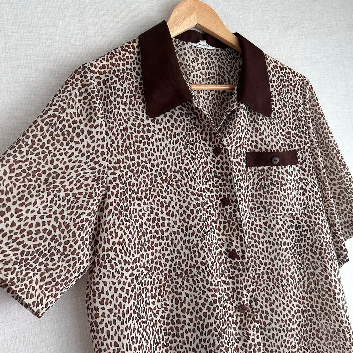 Vintage Leopard Pattern Shirts 상품이미지2