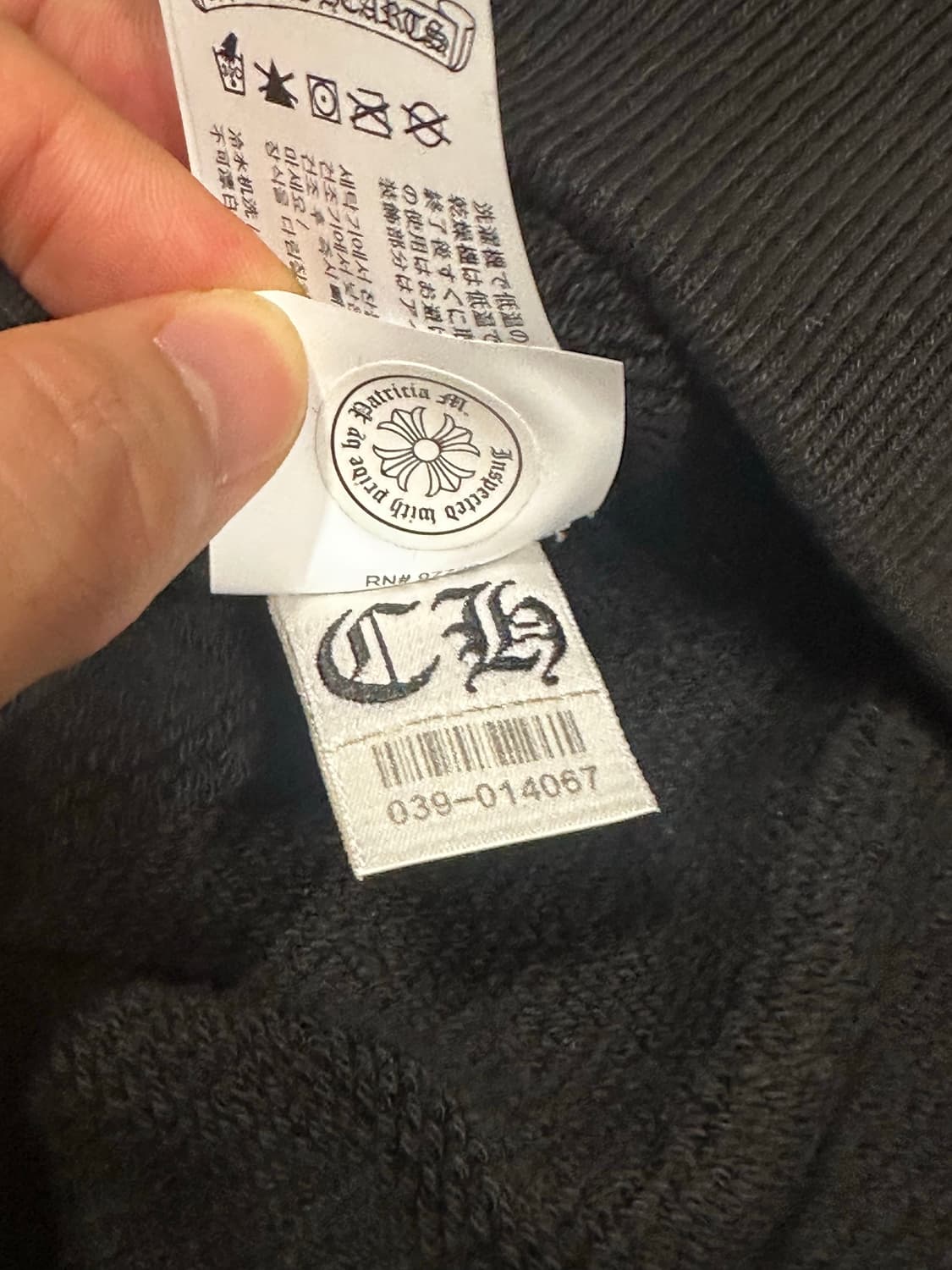 L) 크롬하츠 나일론 세메터리 크로스 패치 CH 맨투맨 상품이미지7