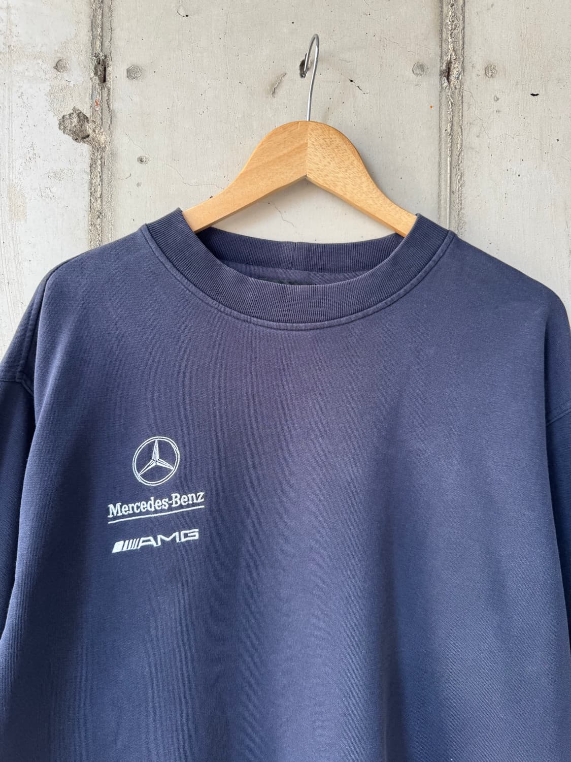 휴고버스 메르세데스 맨투맨 상품이미지3