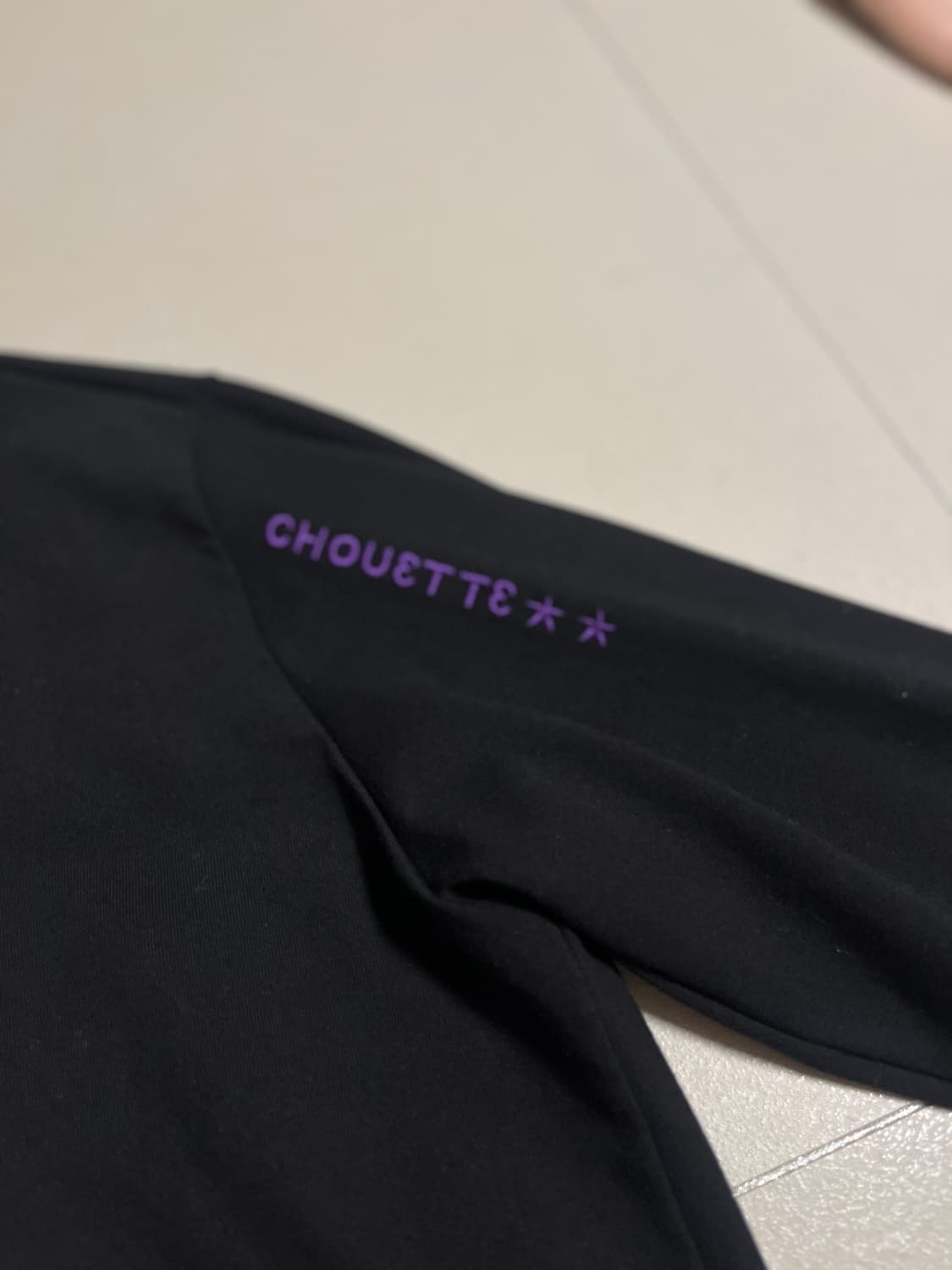 럭키슈에뜨 여성 긴팔 티셔츠 블랙 36 상품이미지3