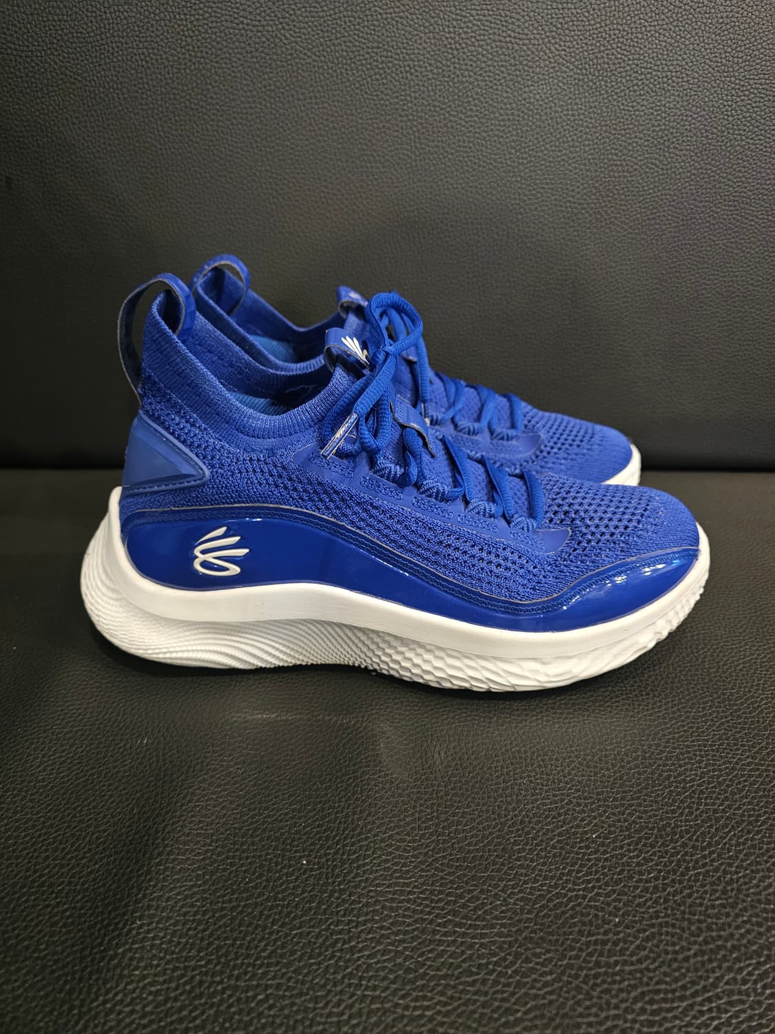 언더아머 커리 농구화 플로우8 상품이미지1