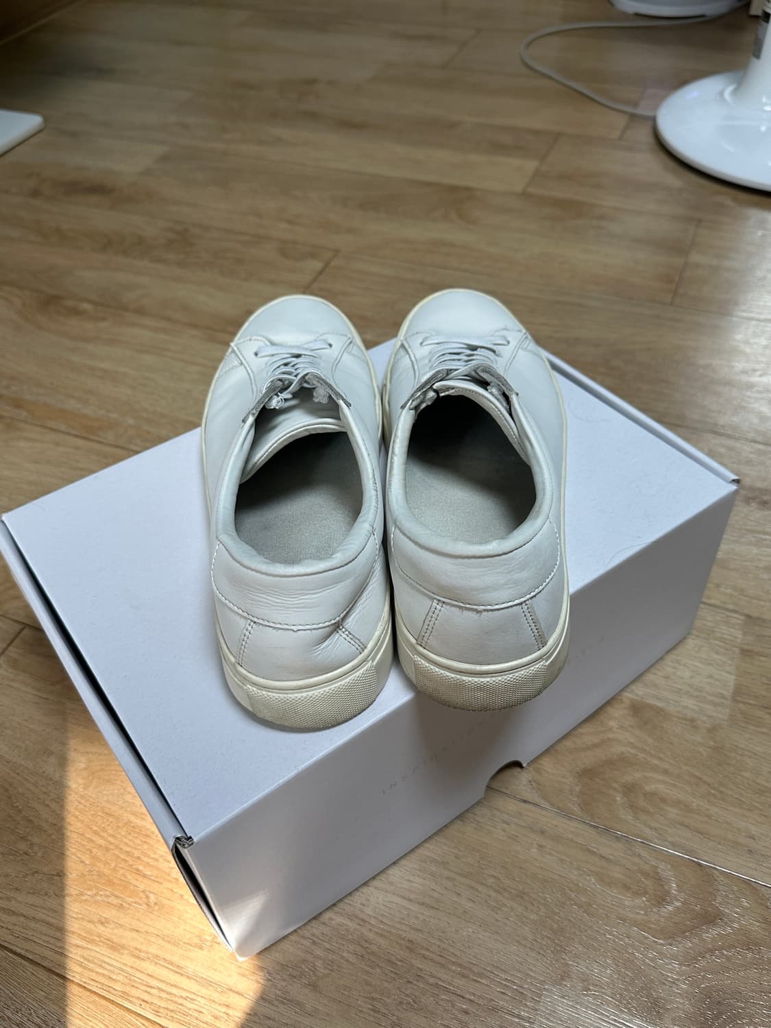 (280) 다온아토 화이트 스니커즈 상품이미지4