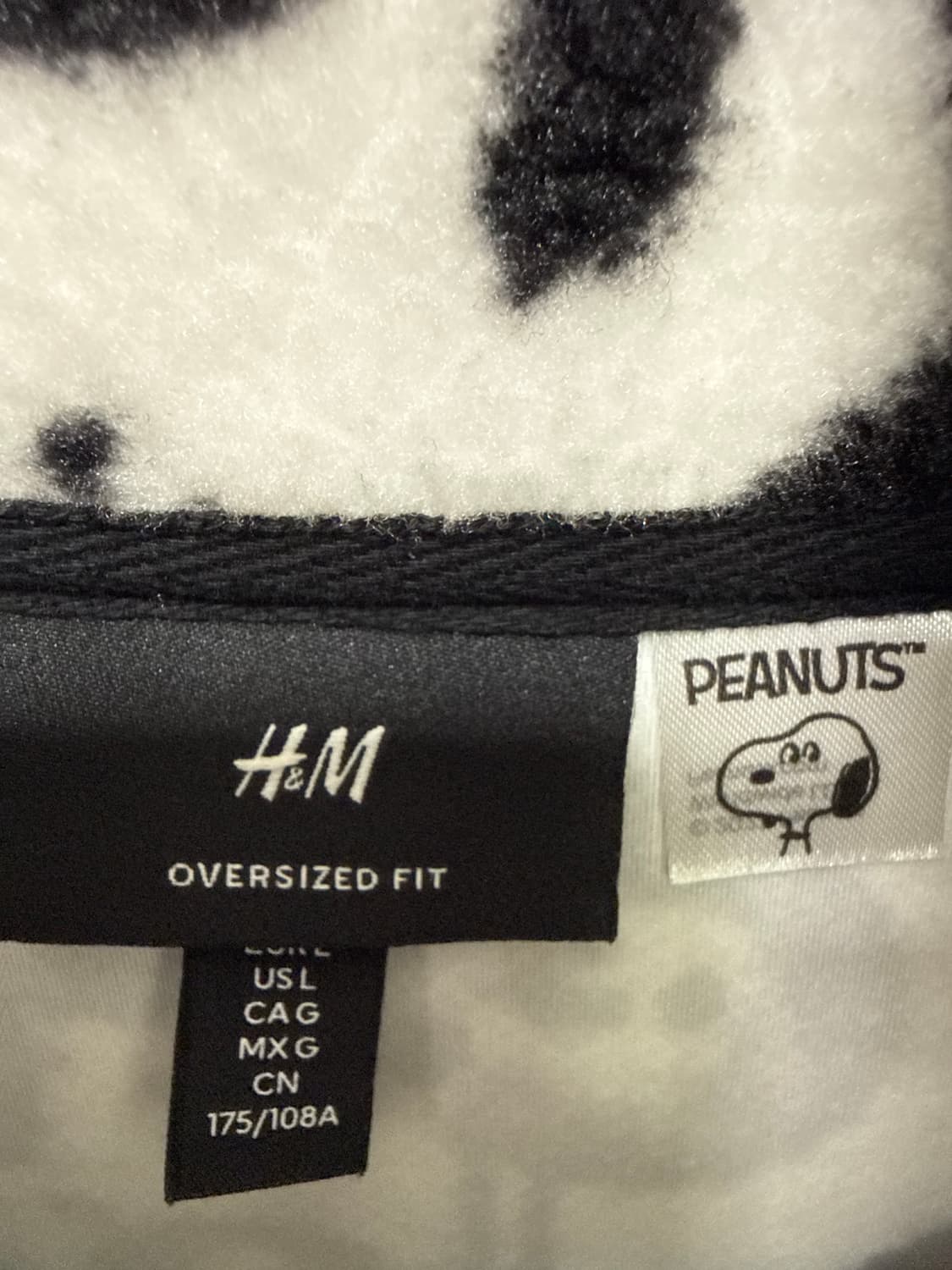 H&M 스누피 후리스 상품이미지3