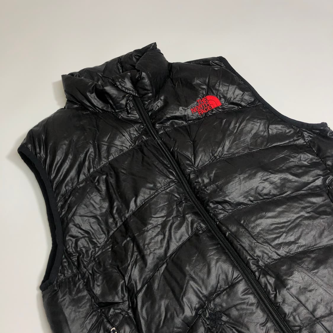 노스페이스 경량 패딩조끼 m 상품이미지3