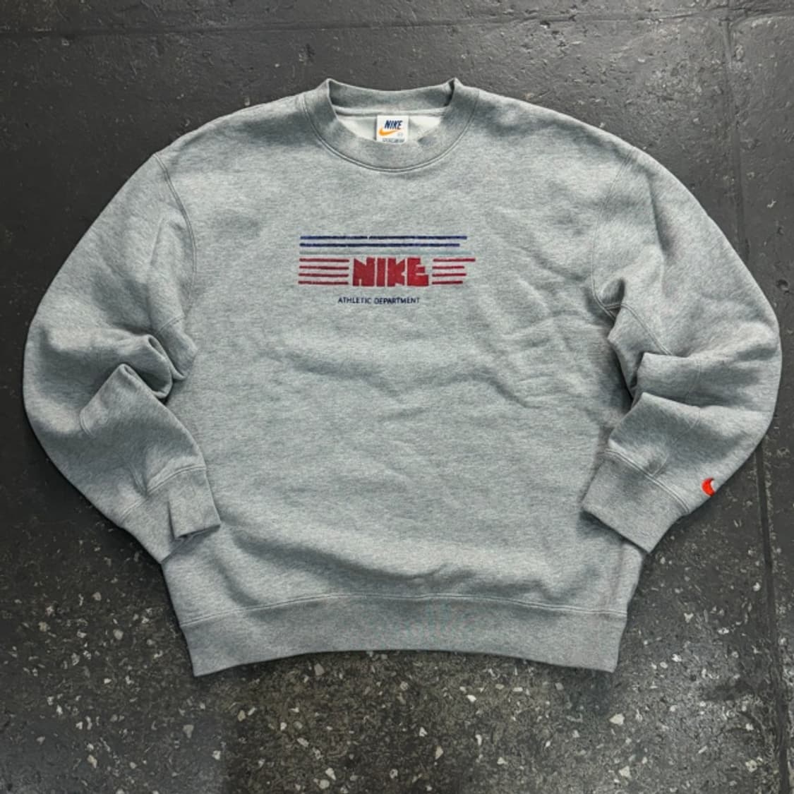 100 나이키 올드스쿨 맨투맨 상품이미지1