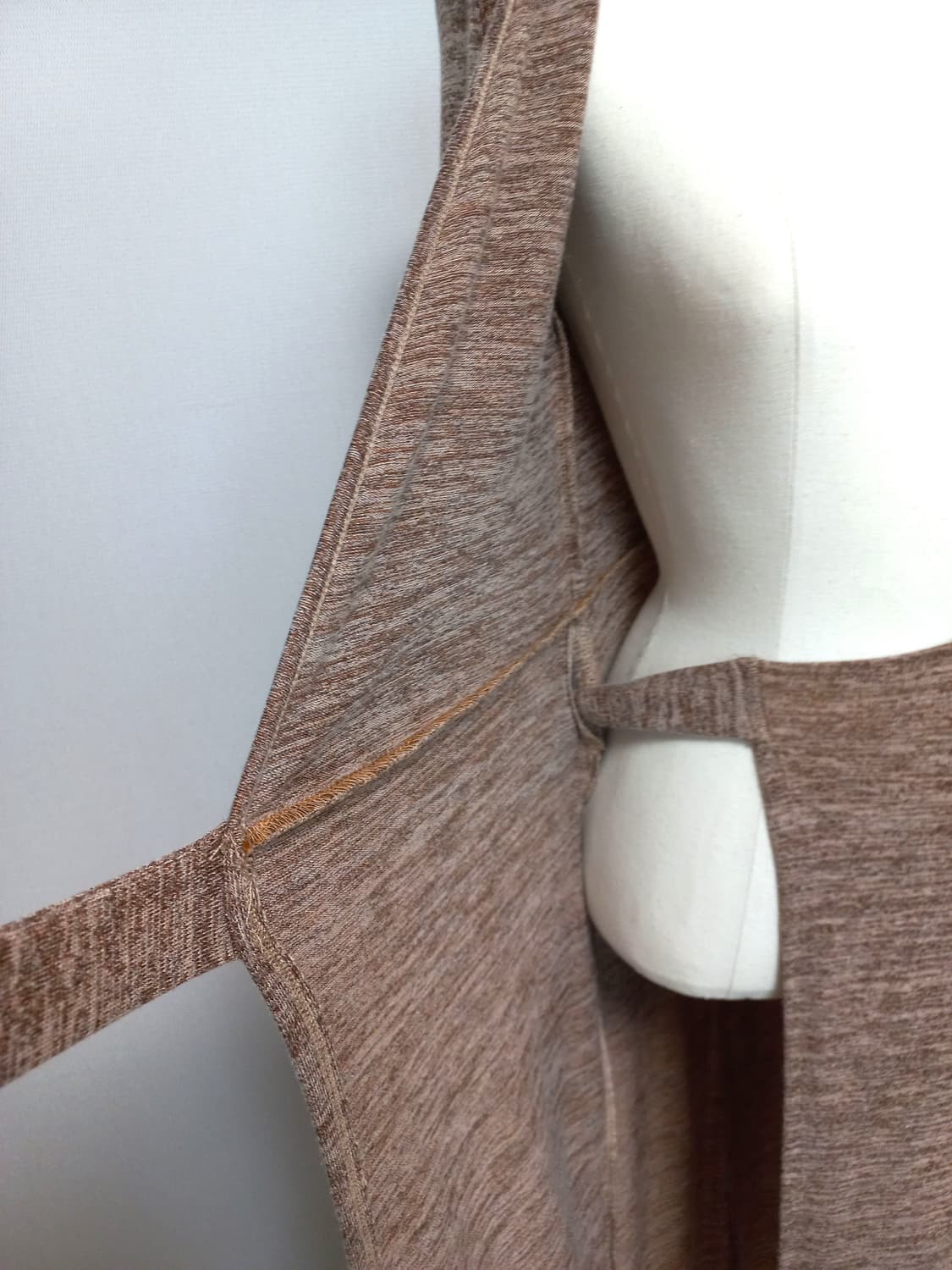 베이지 니트 긴팔 랩 원피스 (새상품) 상품이미지5