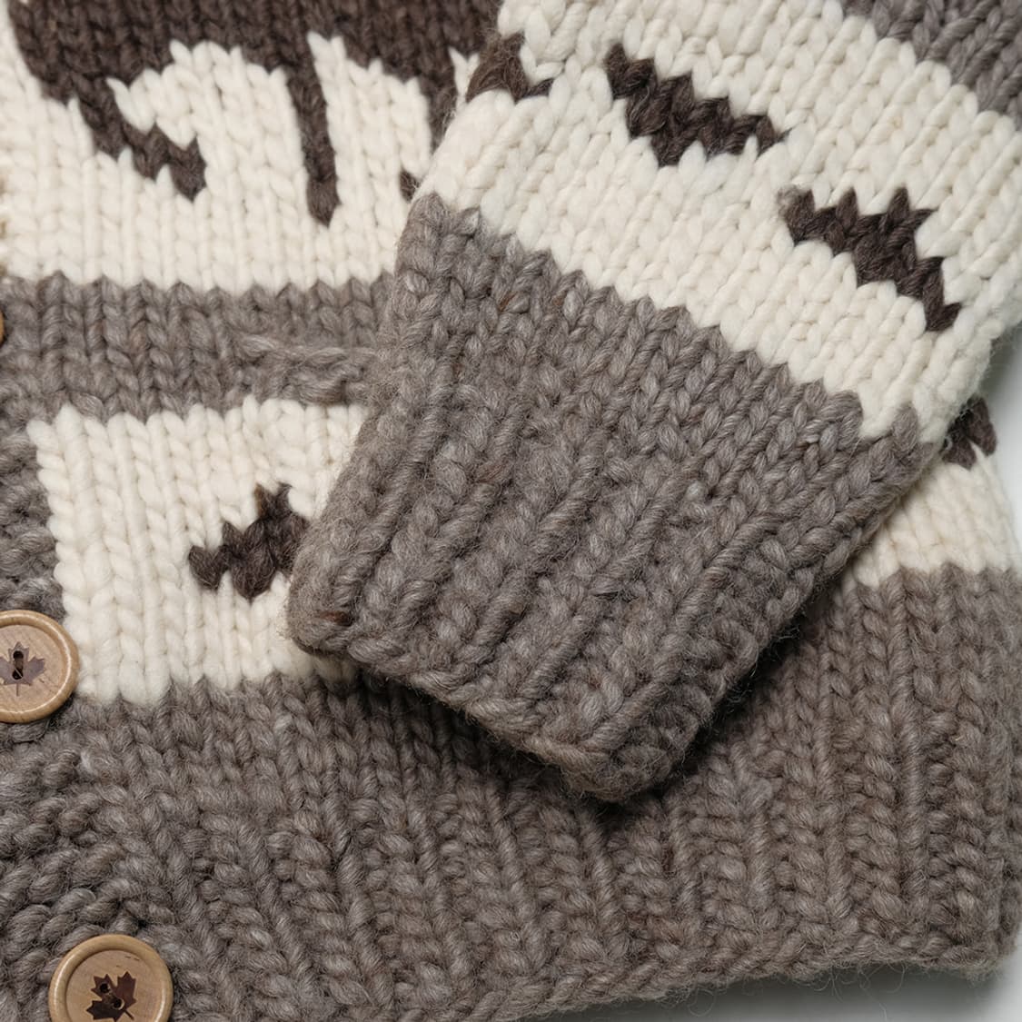 button cowichan sweater 상품이미지4