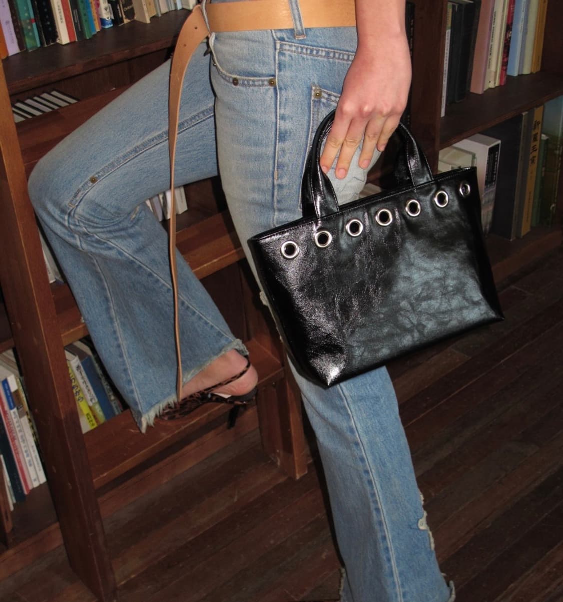 필인더블랭크 Sunday Tote Bag eyelet wide black 상품이미지2