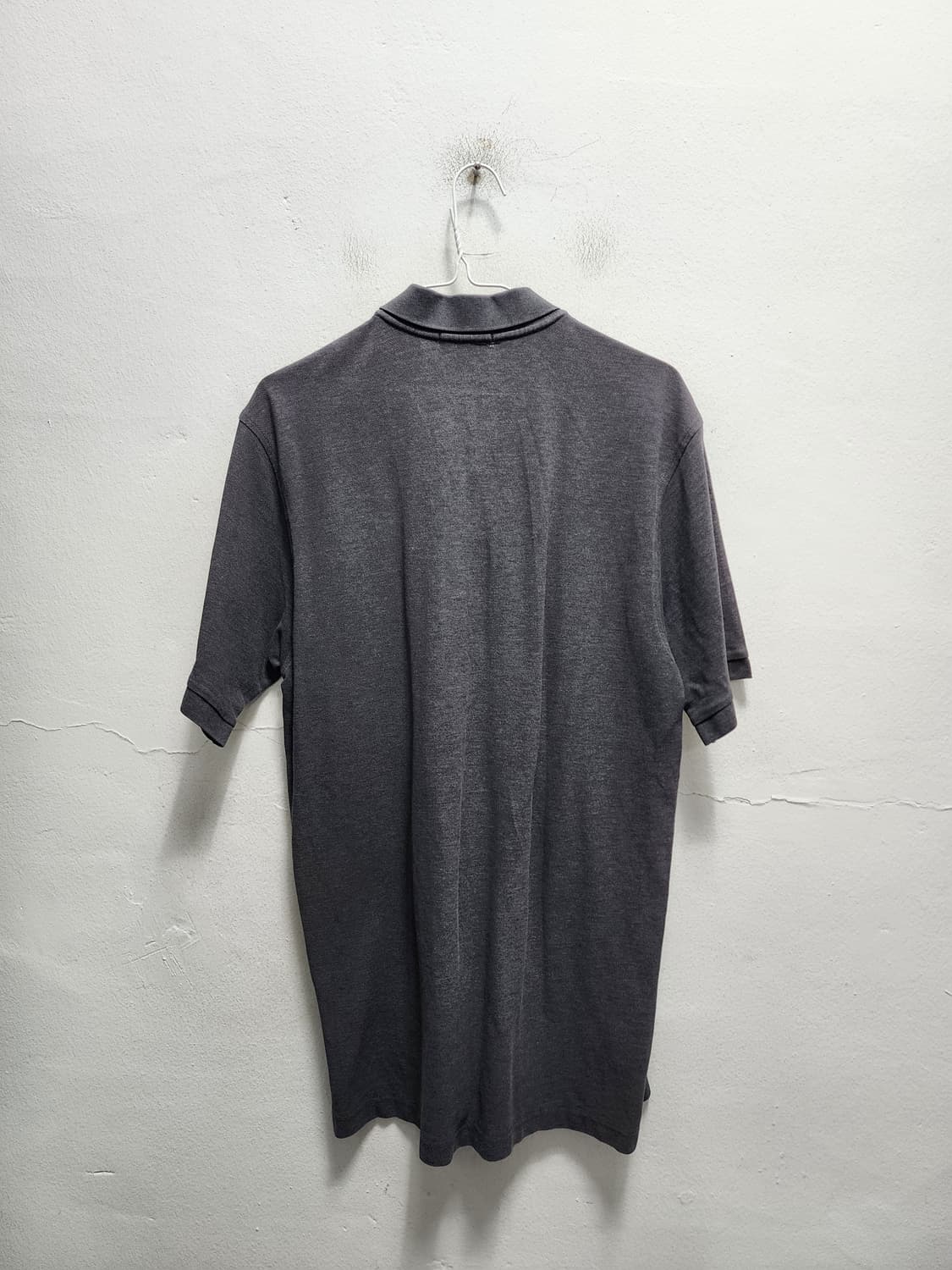 버버리 그레이 카라티 상품이미지2