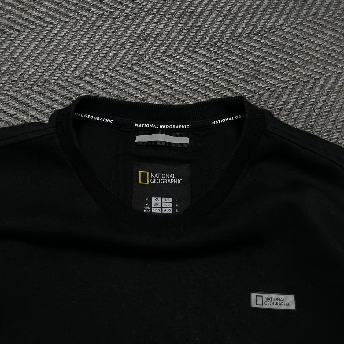 내셔널지오그래픽 박시핏 포켓 맨투맨y 5307 상품이미지4