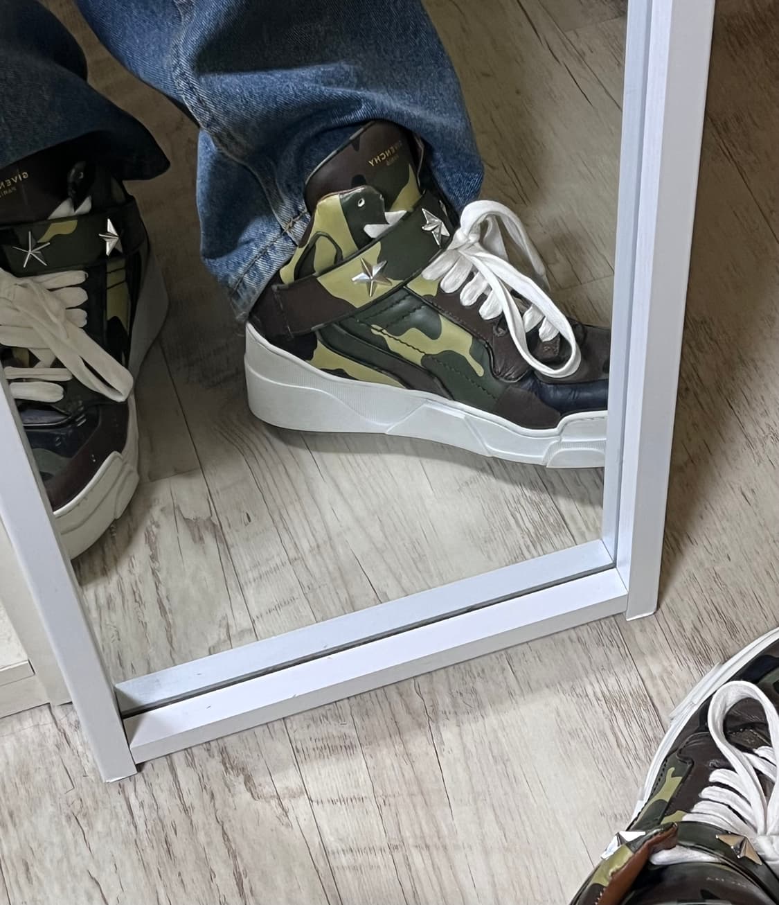 지방시 타이슨 상품이미지2