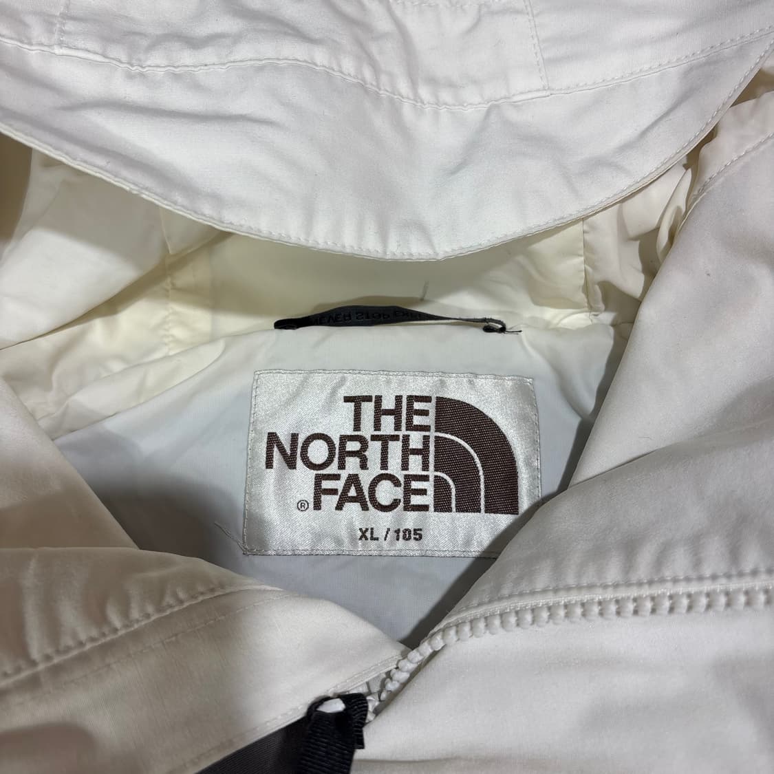 노스페이스 아이보리 배색 아웃도어 자켓 상품이미지7