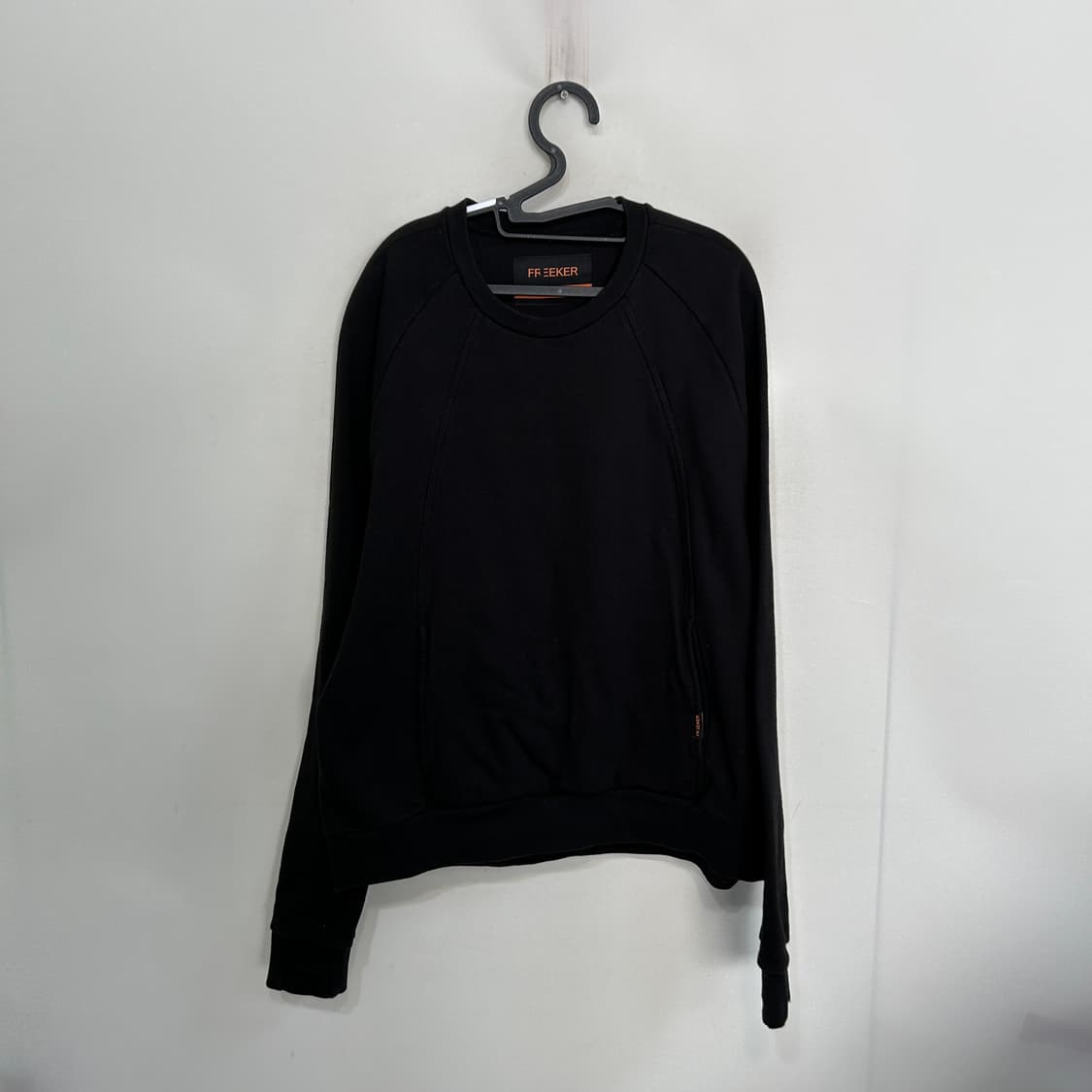 커스텀멜로우 FREEKER 남성 맨투맨 100  상품이미지2