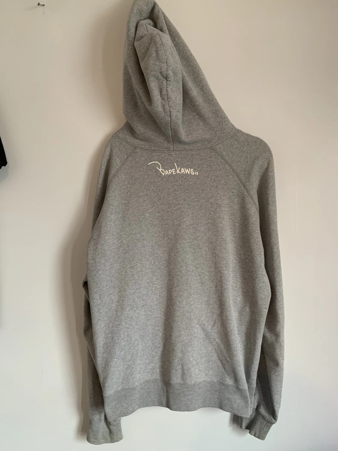 베이프 베이비 마일로 x 카우스 풀 후드집업 그레이 상품이미지10