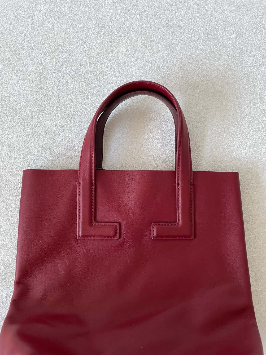 라코스테(LACOSTE) 레더 레드&버건디 토트백 상품이미지3