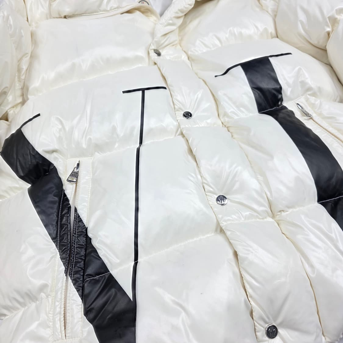 발렌티노 몽클레어 다운 패딩 점퍼 상품이미지4