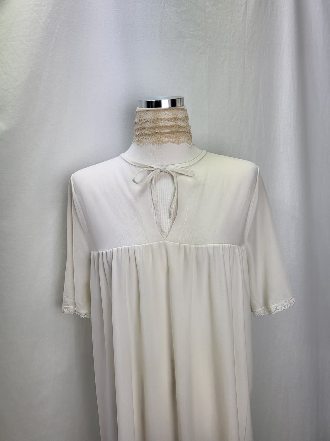 B급 빈티지 바닐라 크림 슬립 맥시 나이트 파자마 상품이미지1