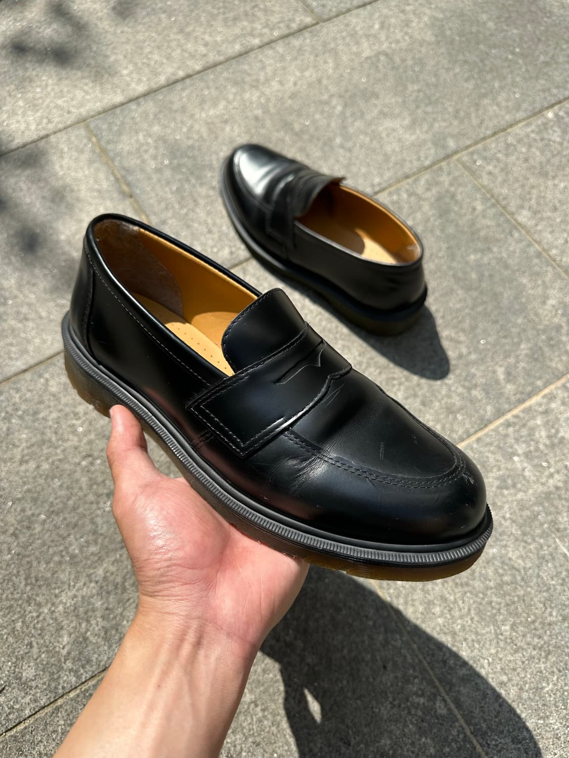 Dr. Martens Addy Penny Loafer 상품이미지1