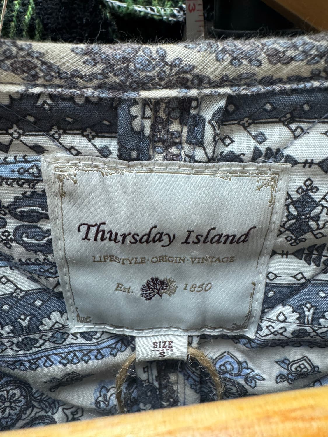 써스데이아일랜드 페이즐리 패턴 노카라 퀄팅 자켓 S 상품이미지5