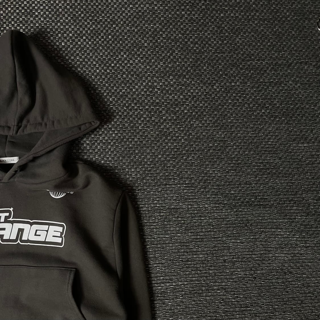 블랙피그 차콜 프린팅 크롭 후드 맨투맨 상품이미지3