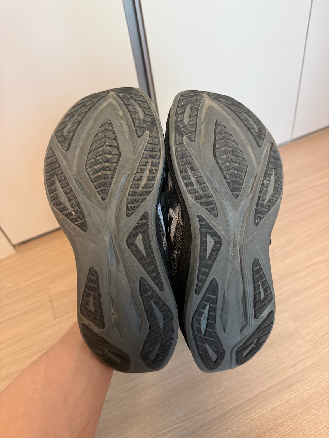 아식스 슈퍼블라스트2 블랙 265 상품이미지4