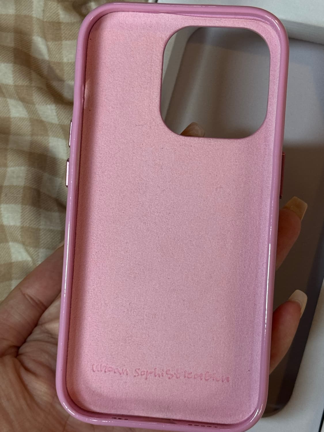 어반소피스티케이션 퍼피크러쉬 아이폰 15pro 상품이미지6