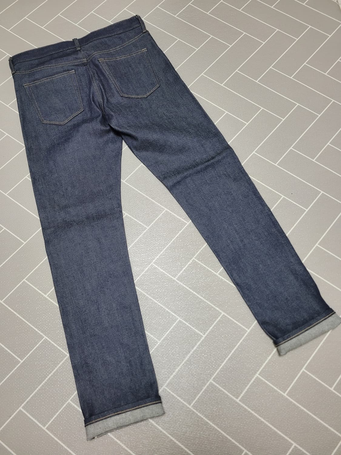 새상품) 유니클로 스트레치 셀비지 데님 팬츠 33 상품이미지2