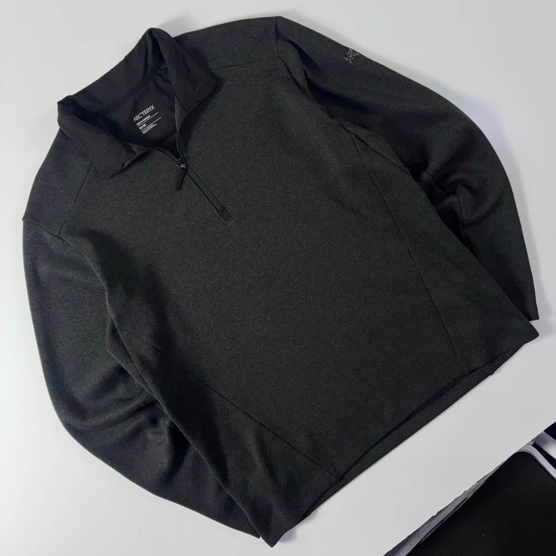 Arc'teryx  아크테릭스 커버트 차콜 반집업 후리스  상품이미지2