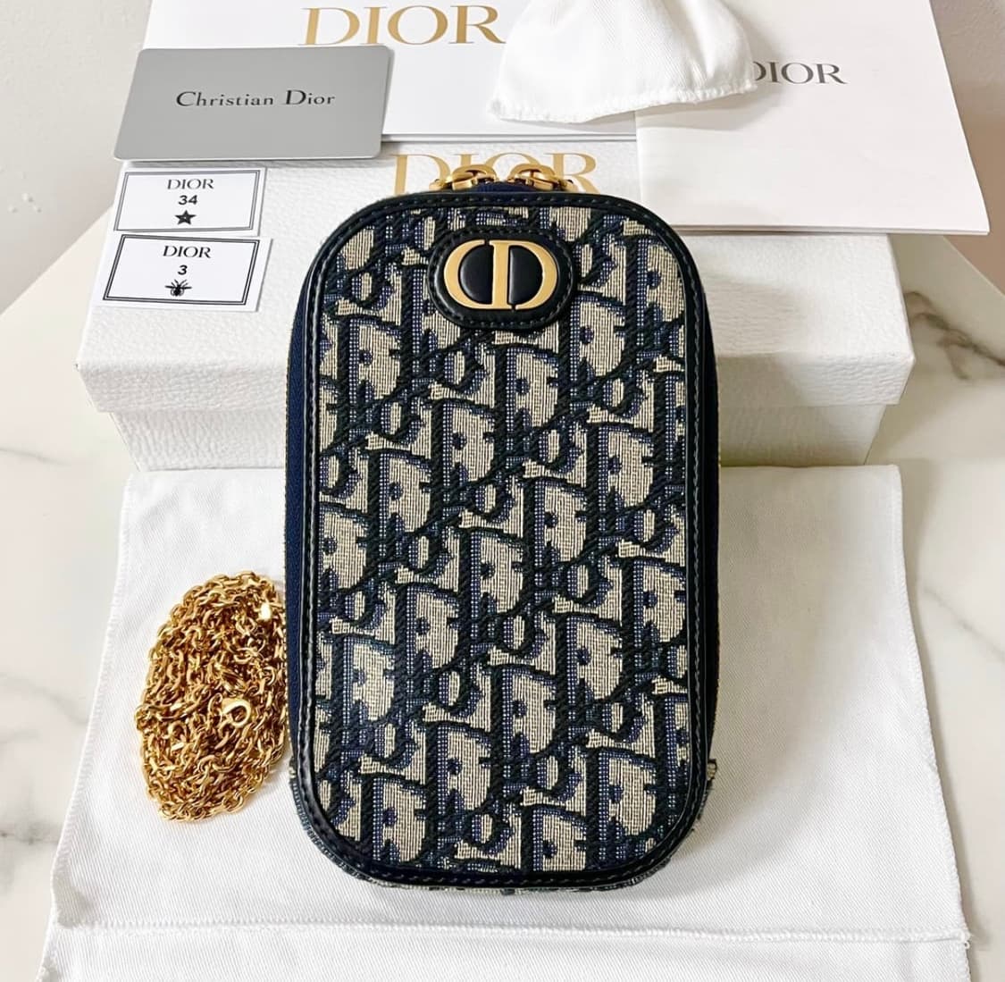 디올 30 Montaigne Call'in Dior 휴대폰 홀더 상품이미지2